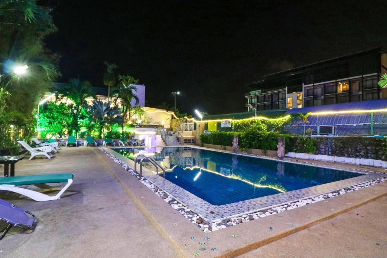 Natural Beach Hotel Pattaya Luaran gambar